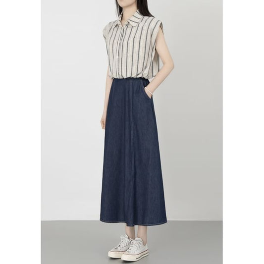 Cap-Sleeve Striped Collared Crop Blouse & High Waist Denim Midi Skirt