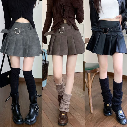 High Rise Faux Leather Pleated Mini Skirt