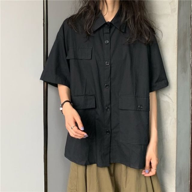 Plain Button-Up Short-Sleeved Shirt