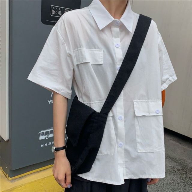 Plain Button-Up Short-Sleeved Shirt