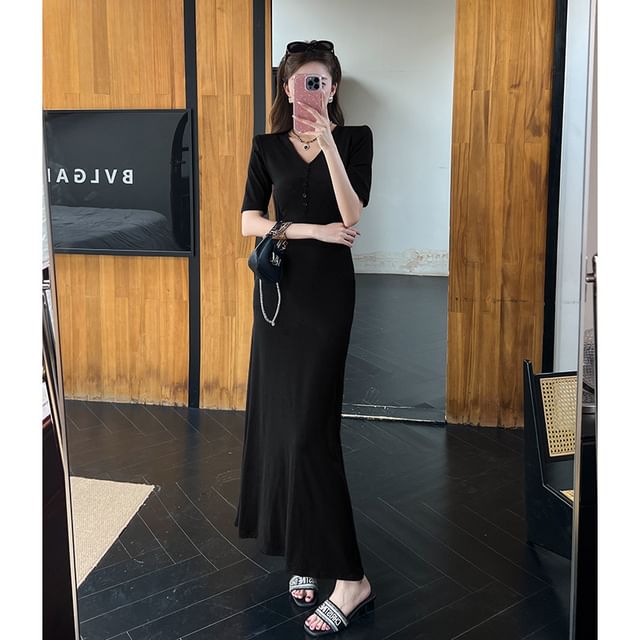 Short-Sleeve V-Neck Plain Maxi A-Line Dress