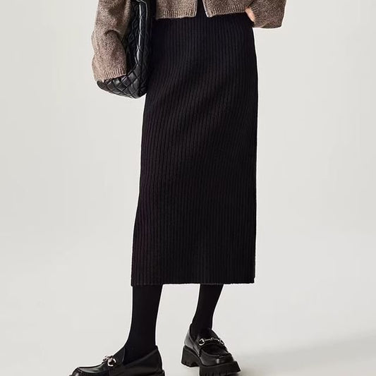 Knit Midi H-Line Skirt with High Rise