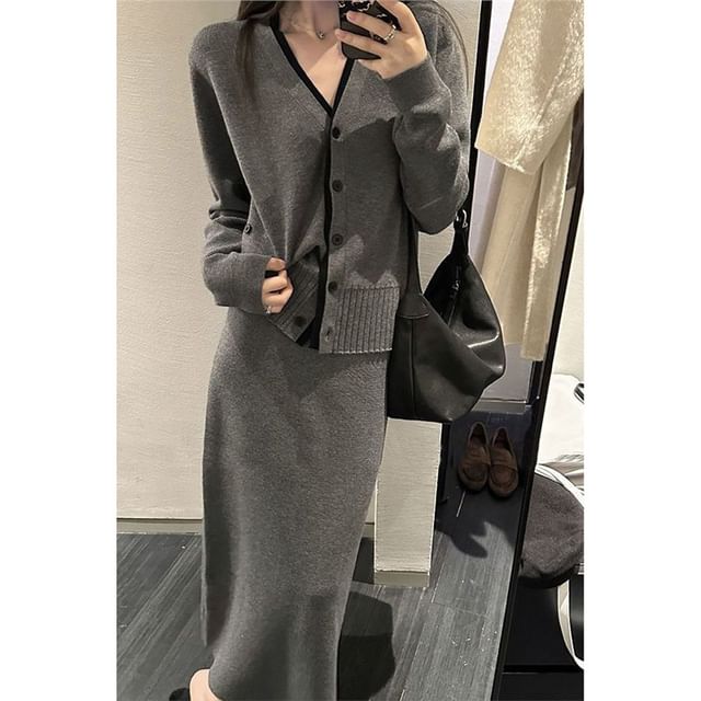 V-Neck Contrast Trim Cardigan with Knit Maxi H-Line Skirt Set