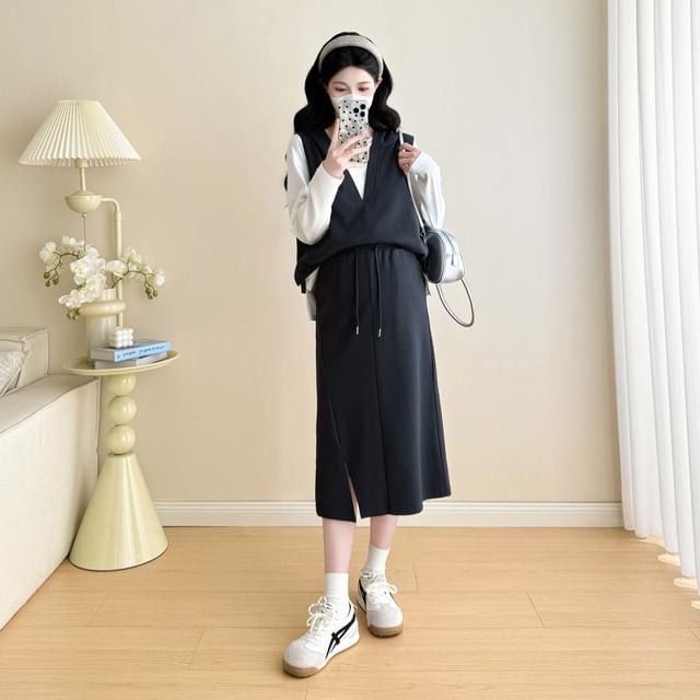 Maternity T-Shirt & Vest & Slit Midi Skirt Set