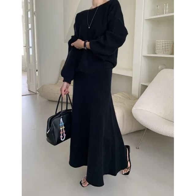 Boat Neck Ribbed Sweater & High Waist Maxi A-Line Skirt