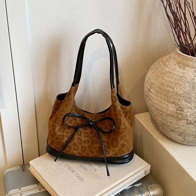 Leopard Print Shoulder Bag