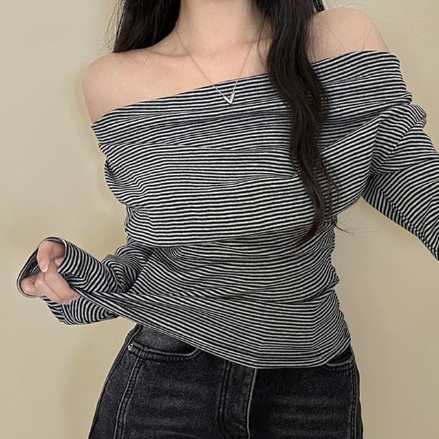 Striped Slim-Fit Tee with Off-Shoulder Neckline and Long Sleeves