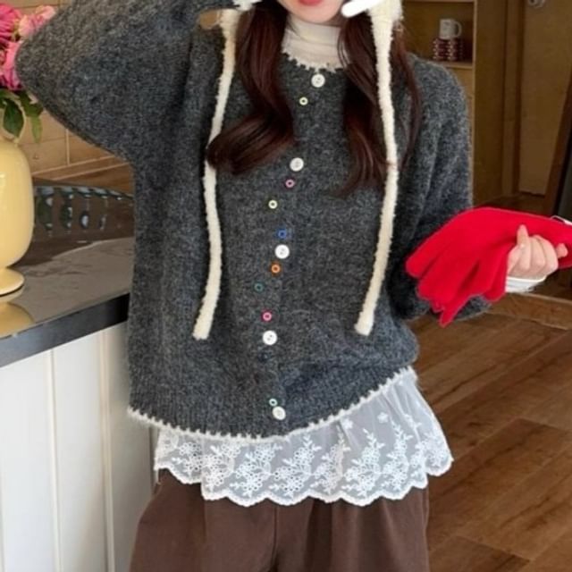 Crewneck Contrast Button Cardigan