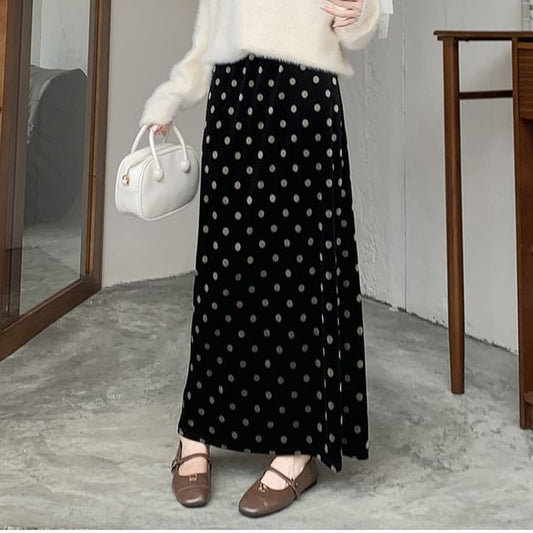 Dotted Slit Maxi H-Line Skirt