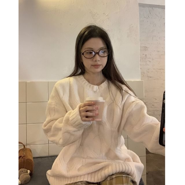 Cable Knit Plain Sweater with Crewneck