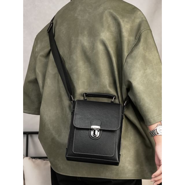 Contrast Stitching Buckled Faux Leather Flap Crossbody Bag