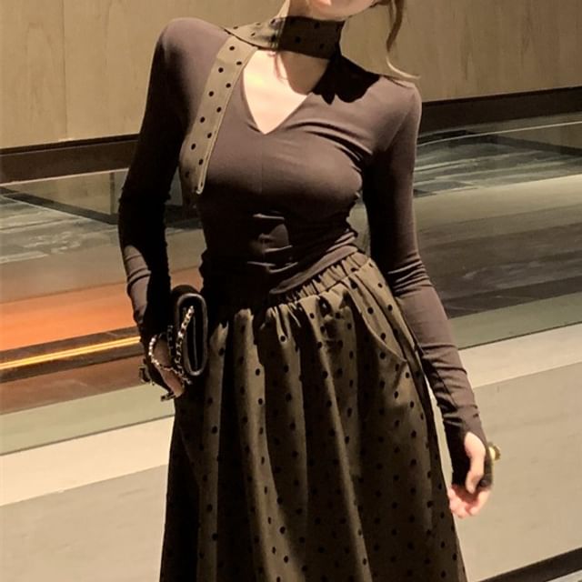Long-Sleeve V-Neck Top & High Rise Dotted Maxi A-Line Skirt