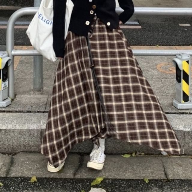 Crew Neck Button-Up Plain Cardigan / High Rise Plaid Midi A-Line Skirt