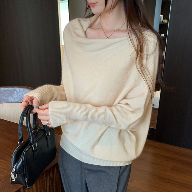 Boat Neck Sweater in Plain Style