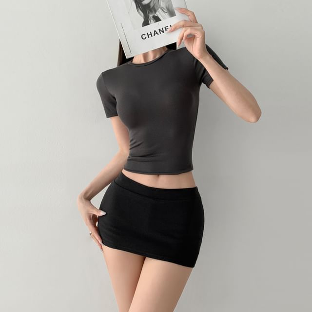 Mid Rise Plain Mini Pencil Skirt