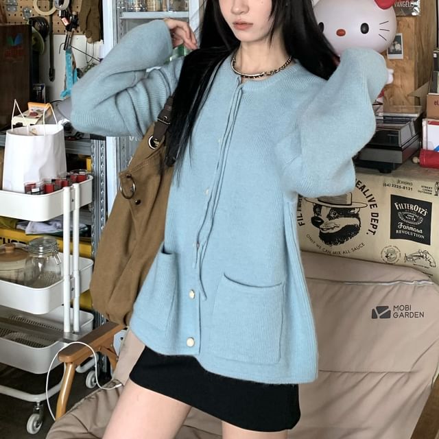 Round Neck Faux Pearl Button Cardigan