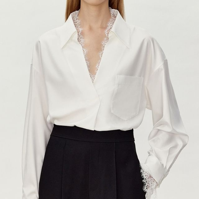 Lace Trim V-Neck Shirt with Long Sleeves