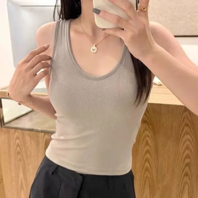 Scoop Neck Padded Lace Tank Top