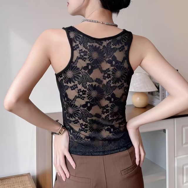Scoop Neck Padded Lace Tank Top