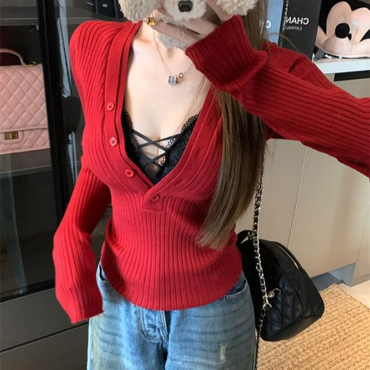Extended Sleeve V-Cut Lace Knit Top