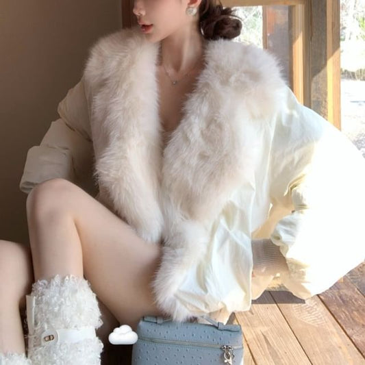 V-Neck Knit Cropped Cami / Two Tone Fluffy Trim Jacket / Mid Rise Mini Pencil Skirt
