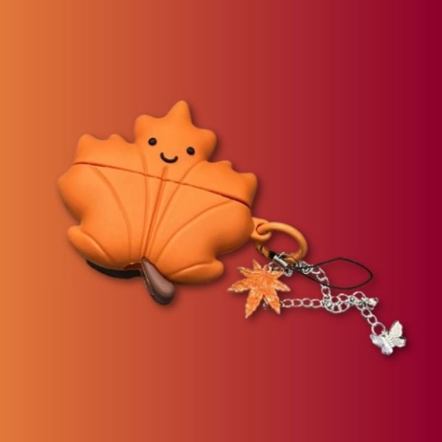 Maple Leaf Apple AirPods / Pro Earphone Case Skin