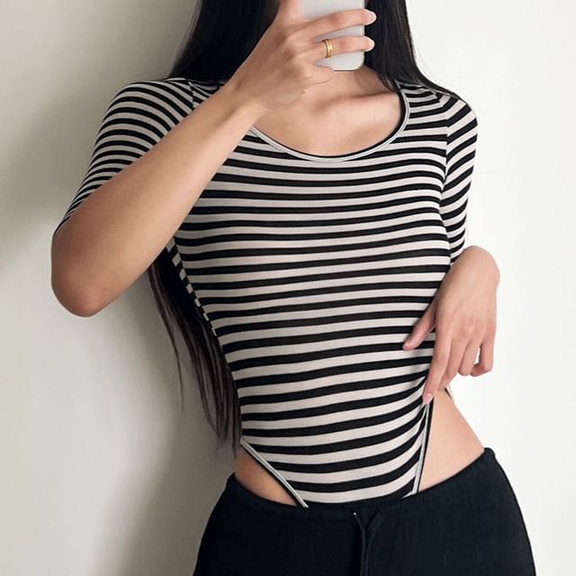 Scoop Neck Striped Short Sleeve Bodysuit