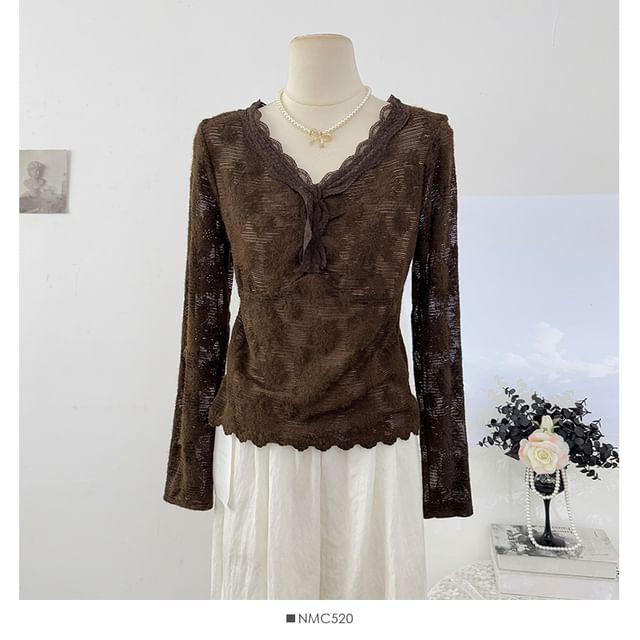 V-Neck Lace Slim Fit Long Sleeve Top