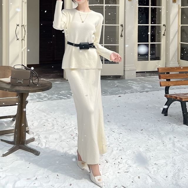 Crew Neck Knit Top and High Waist Pencil Skirt Set