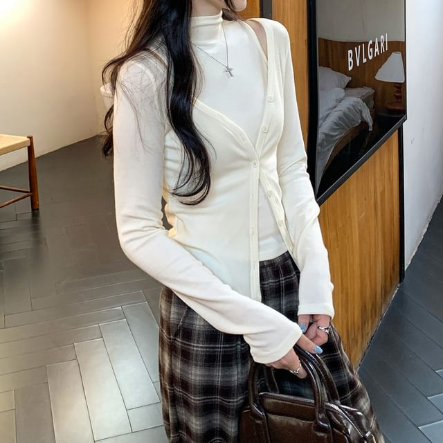 Set: Sleeveless Mock Neck Plain Top + V-Neck Plain Cardigan