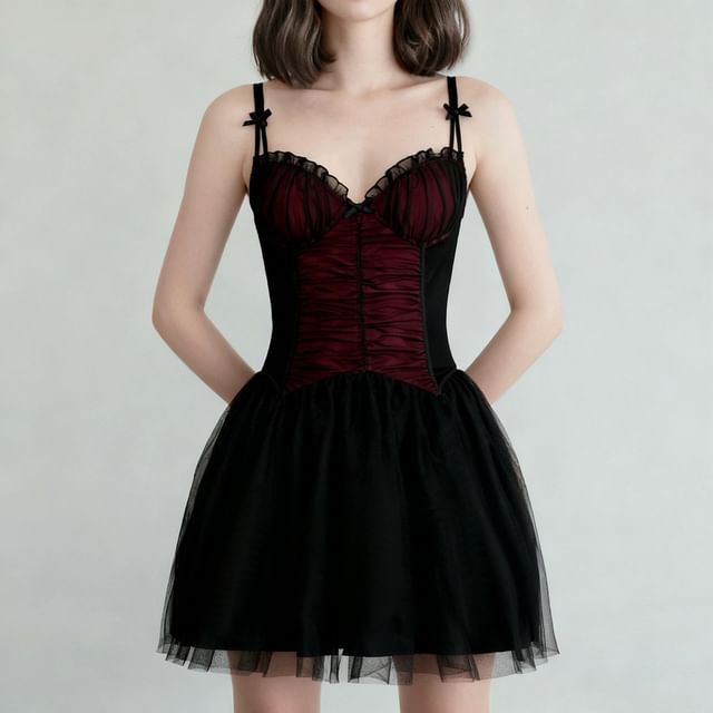 Spaghetti Strap V-Neck Ruffled Color-Block Mesh Mini A-Line Skirt