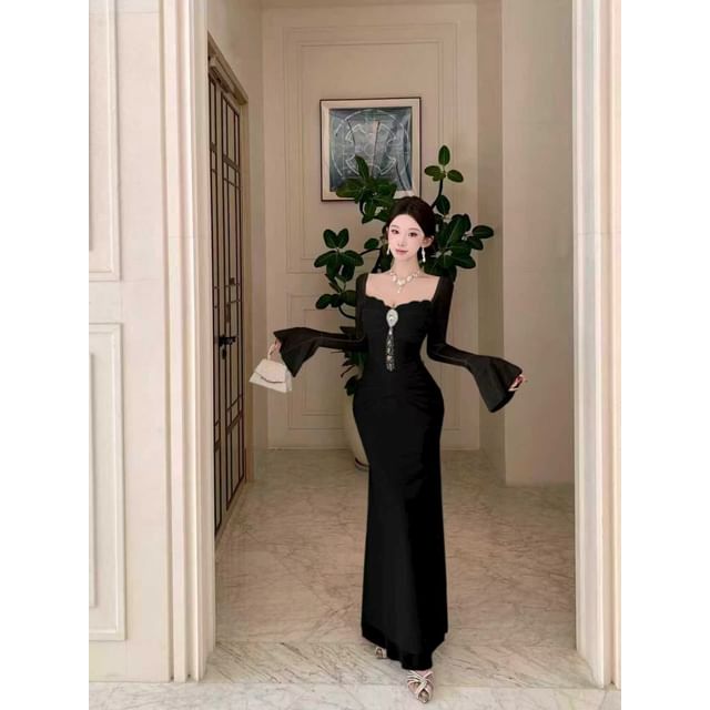 Long-Sleeve V-Neck Lace Trim Cutout Ruched Mesh Maxi Mermaid Dress