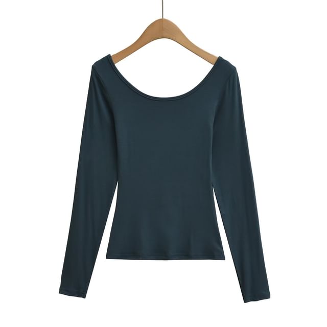 Scoop Neck Long-Sleeve Basic Tee