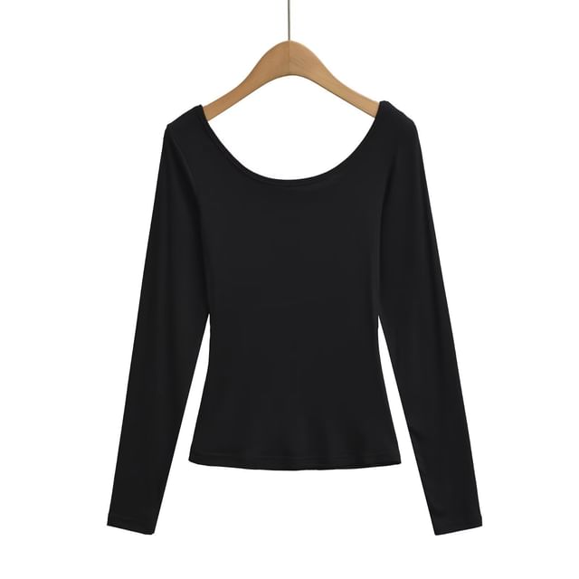 Scoop Neck Long-Sleeve Basic Tee