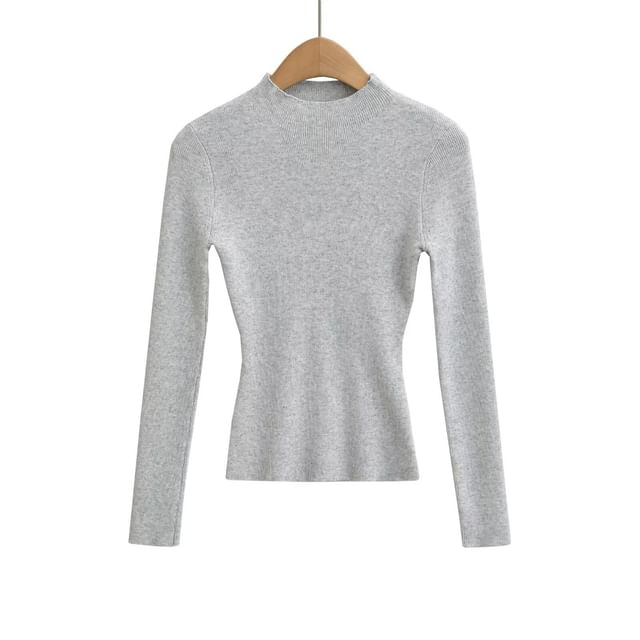 Mock Neck Cropped Knit Long-Sleeve Top