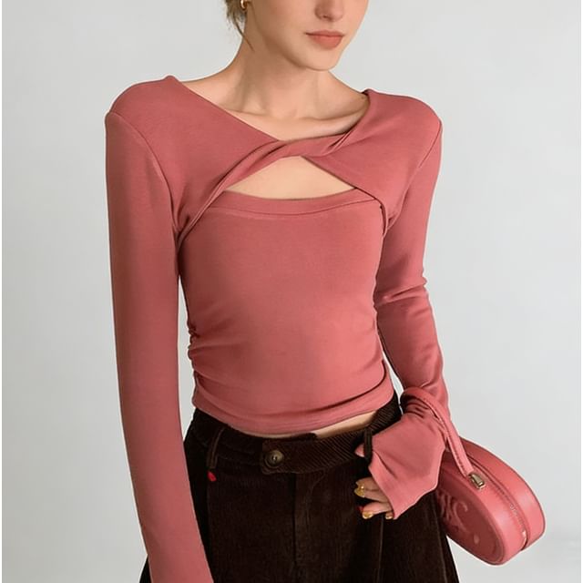 Twisted Cut-Out Slim-Fit Long Sleeve Tee
