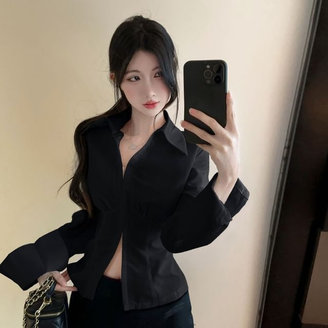 Collared Hook-and-Eye Slim Blouse with Long Sleeves