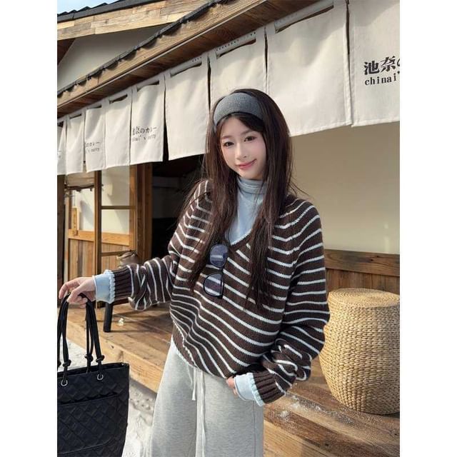 Striped Contrast Trim V-Neck Sweater