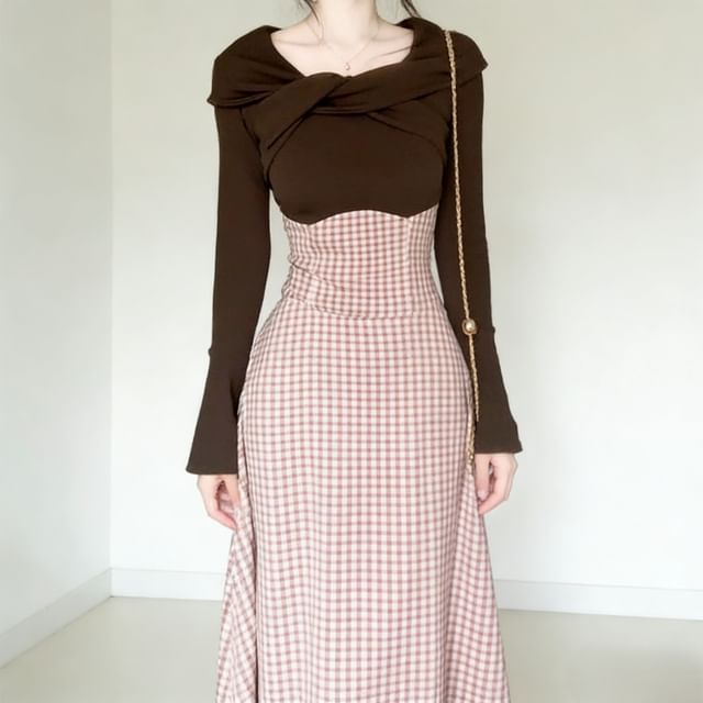 Striped Midi A-Line Skirt with High Waist