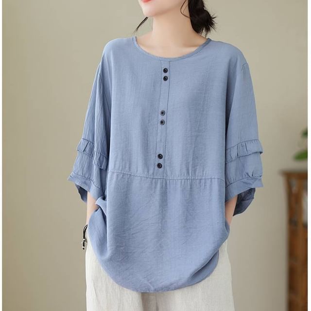 Round Neck Blouse with Three-Quarter Sleeves and Solid Color