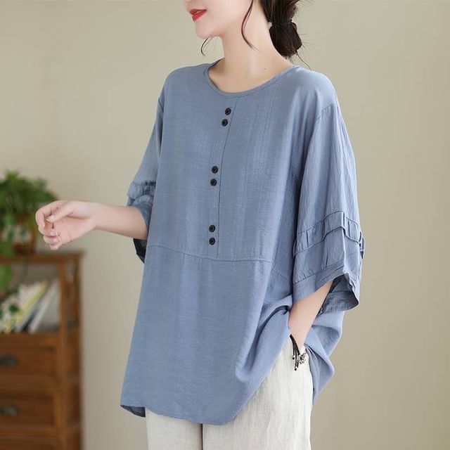 Round Neck Blouse with Three-Quarter Sleeves and Solid Color