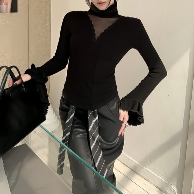 Turtleneck Mesh Panel Lace Trim Slim Fit Tee