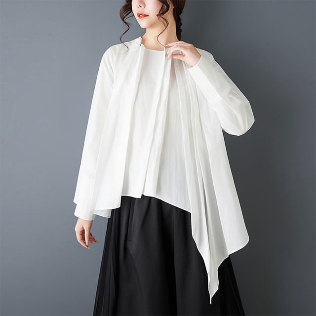 Asymmetrical Crewneck Shirt with Long Sleeves