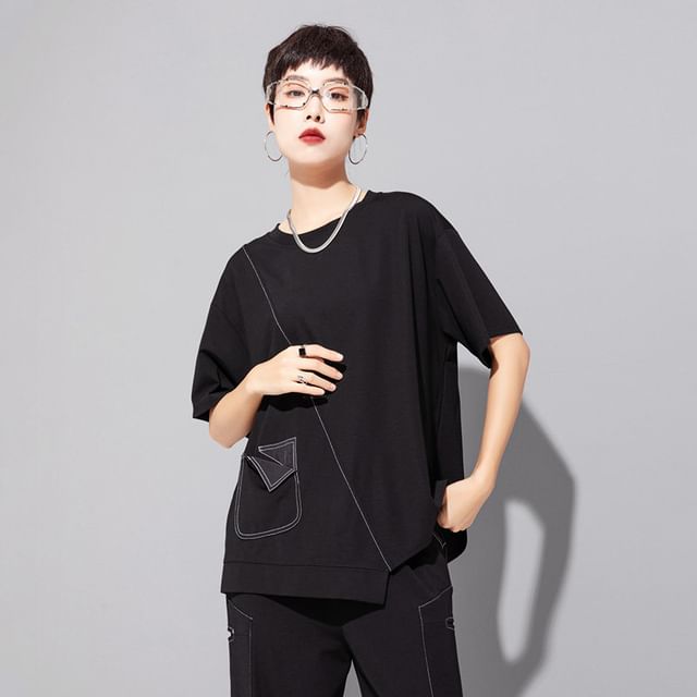 Asymmetric Contrast-Stitch Tee with Patch Pockets - Trendy