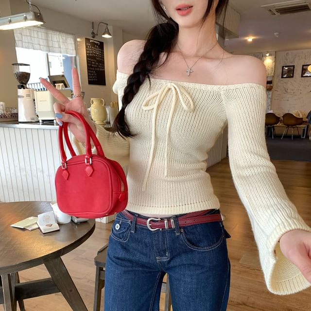 Slim Off-Shoulder Crop Knit in Solid