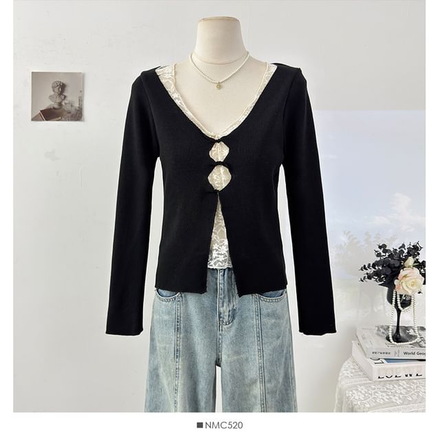 Lace Panel V-Neck Slim Top