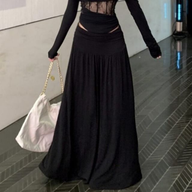 Off-Shoulder Long-Sleeve Top with High-Waisted Maxi A-Line Skirt