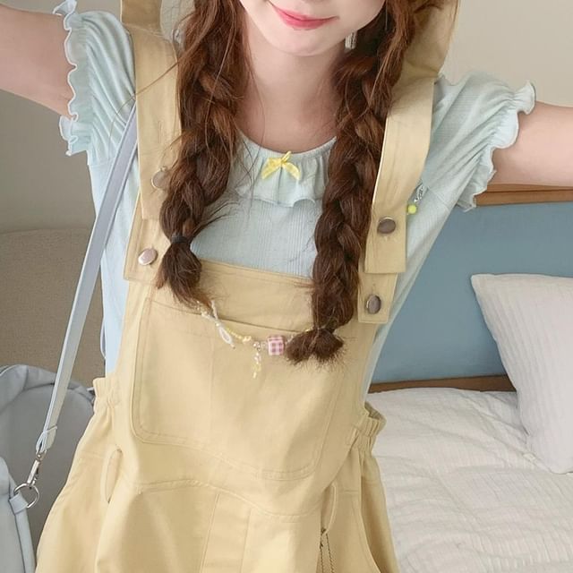 Frill Trim Puff Sleeve Tee with Gingham Wide Leg Shorts, Leg Warmers & Bonnet Set