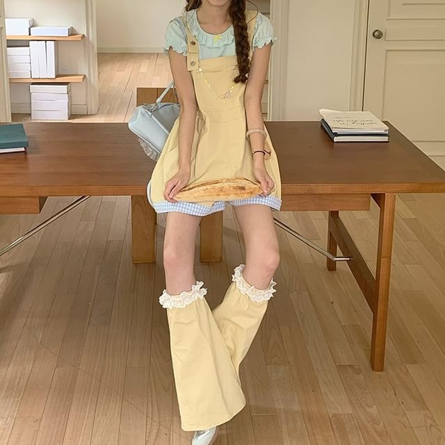 Frill Trim Puff Sleeve Tee with Gingham Wide Leg Shorts, Leg Warmers & Bonnet Set