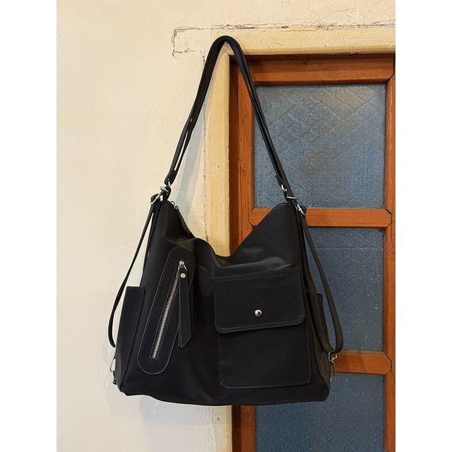 Pocket Nylon Shoulder Bag